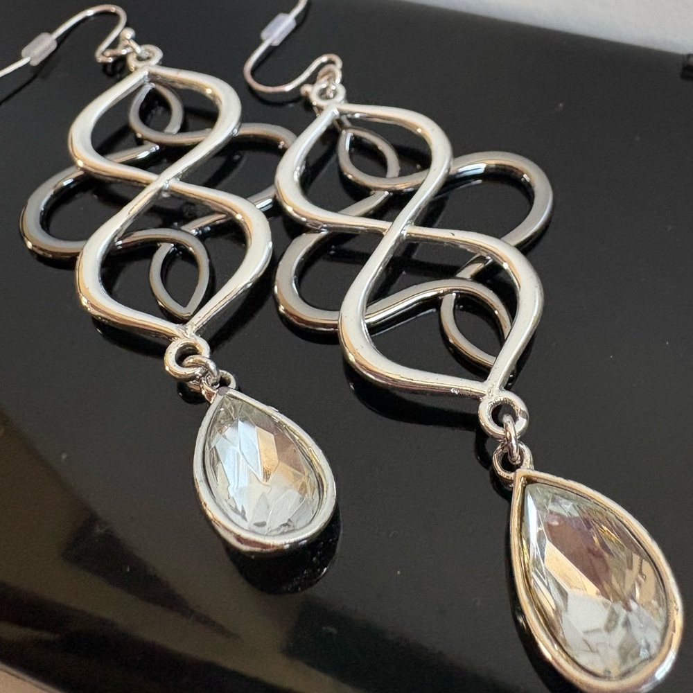 Avon Silver Tone Crystal Teardrop Statement Earrings Two-Tone Dangles NIB 3 inch